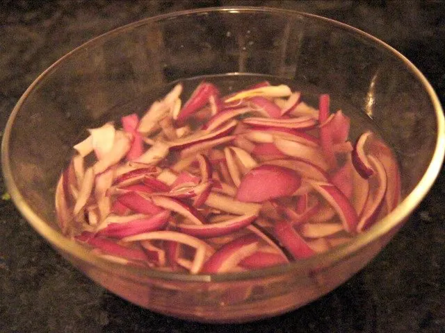 soak onions in cold water