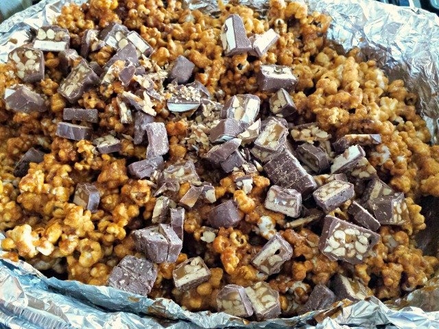 Adding SNICKERS to popcorn