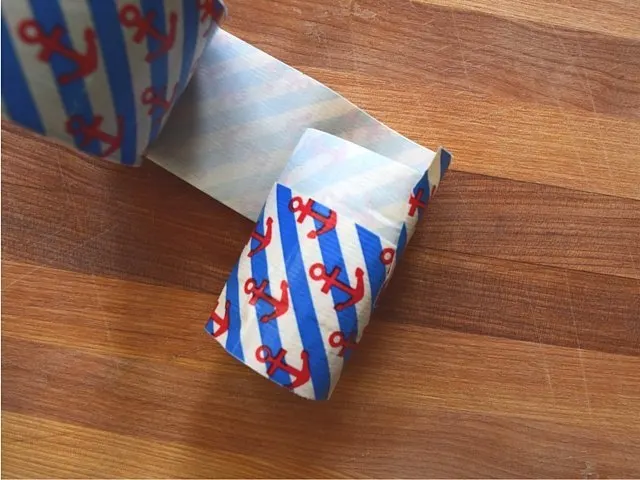 How To Make A Duct Tape Pouch - Honest And Truly!