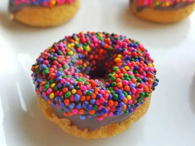 Perfect easy homemade mini doughnuts recipe