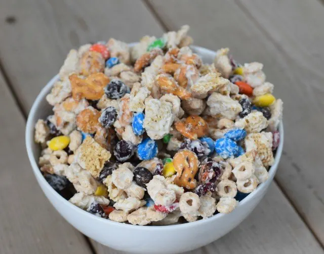 Enjoy a delicious bowl of white chocolate party mix recipe
