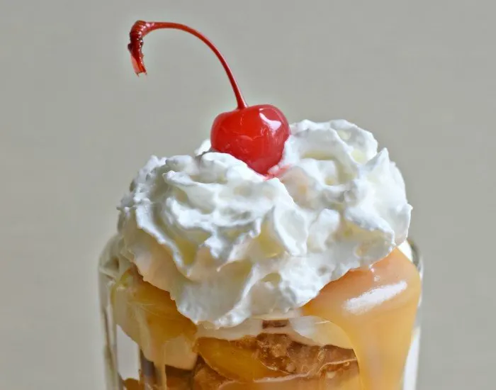 Perfect summer dessert apple pie parfait
