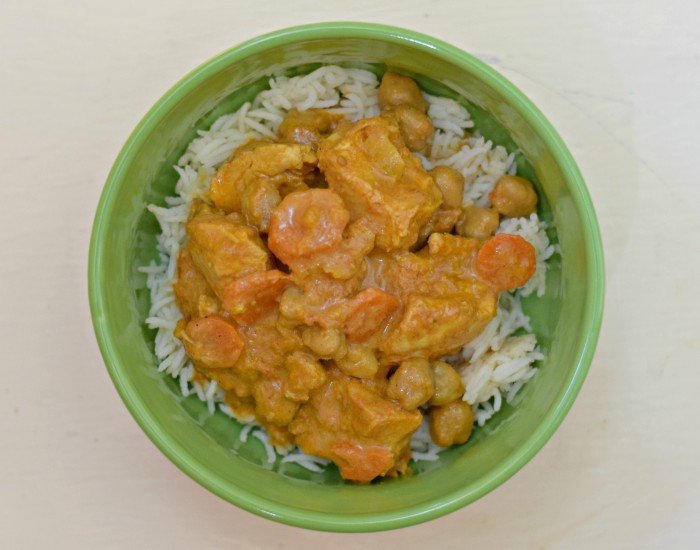 Bowl of chickpea and chicken tikka masala