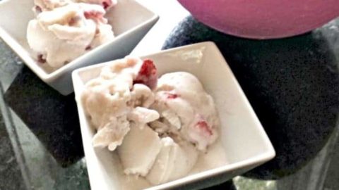 https://honestandtruly.com/wp-content/uploads/2018/07/Homemade-strawberry-frozen-yogurt-480x270.jpg