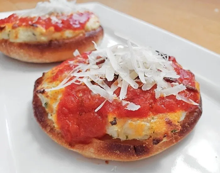 Perfect mini appetizer pizzas