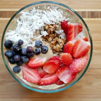Smoothie Bowl - Recipe for Red, White and Blue Smoothie Bowl