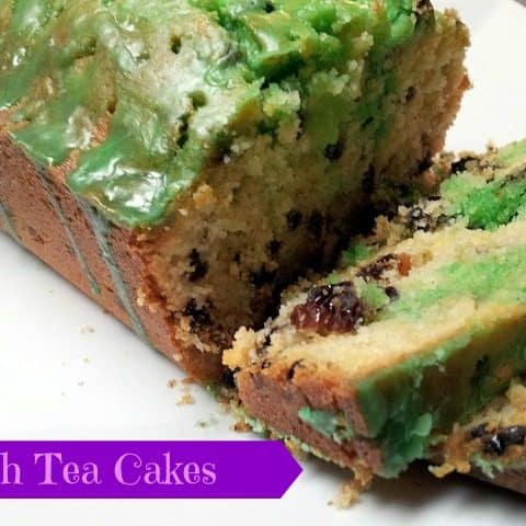 Delicious and simple Irish tea cake recipe. Fun for St Patrick's Day or any time of year. This delicate currant cake has a lemon glaze perfect to a tea party or any snack occasion #teacake #irish #stpatricksday #easyrecipes