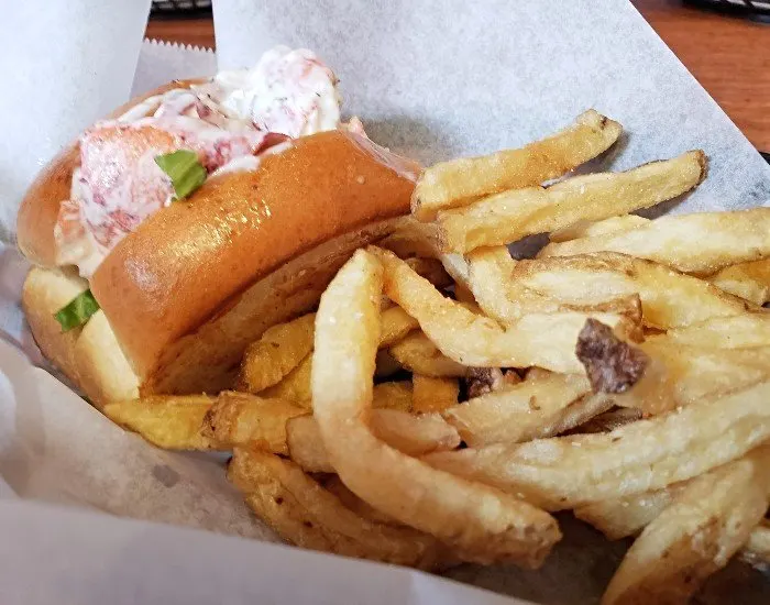 Gritty Brewpub lobster roll