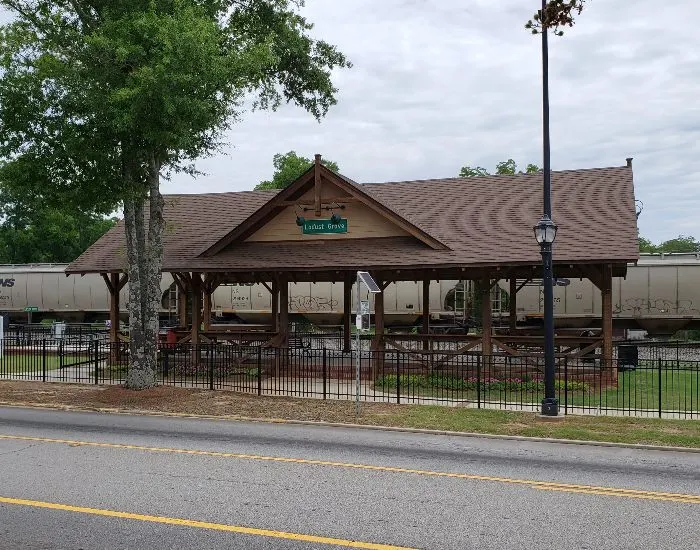 Locust Grove train platform