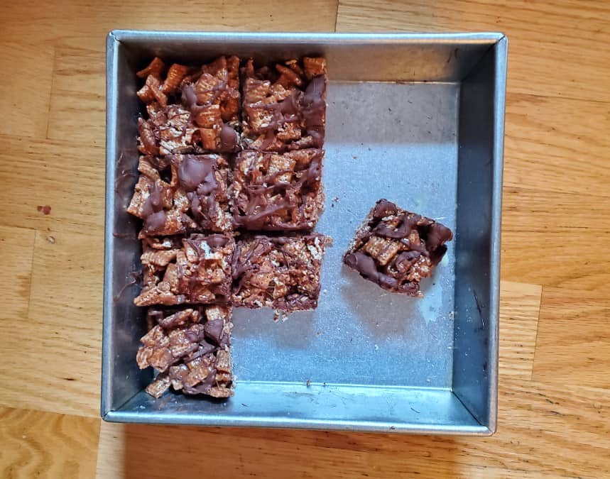 Pan of peppermint double chocolate cereal bars