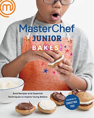 Cover of MasterChef Junior Bakers cookbook.