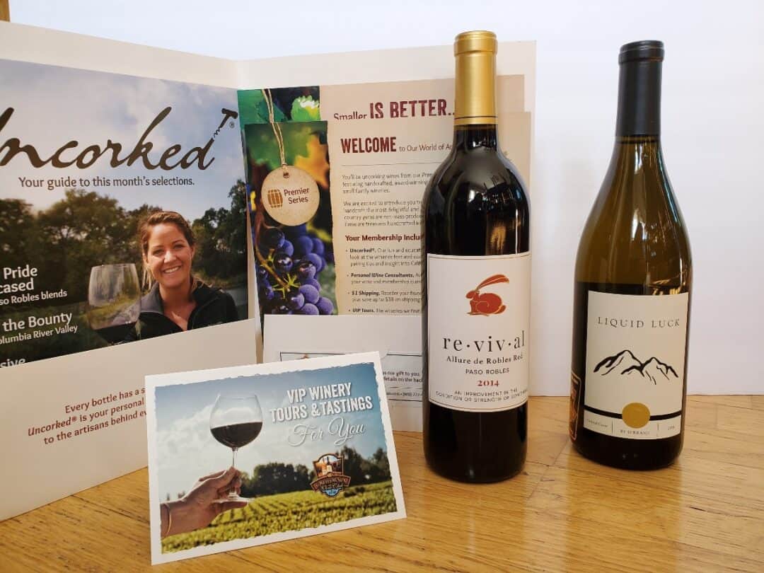 Gifts for Wine Lovers 13 AMAZING Gifts They'll Love (2022)