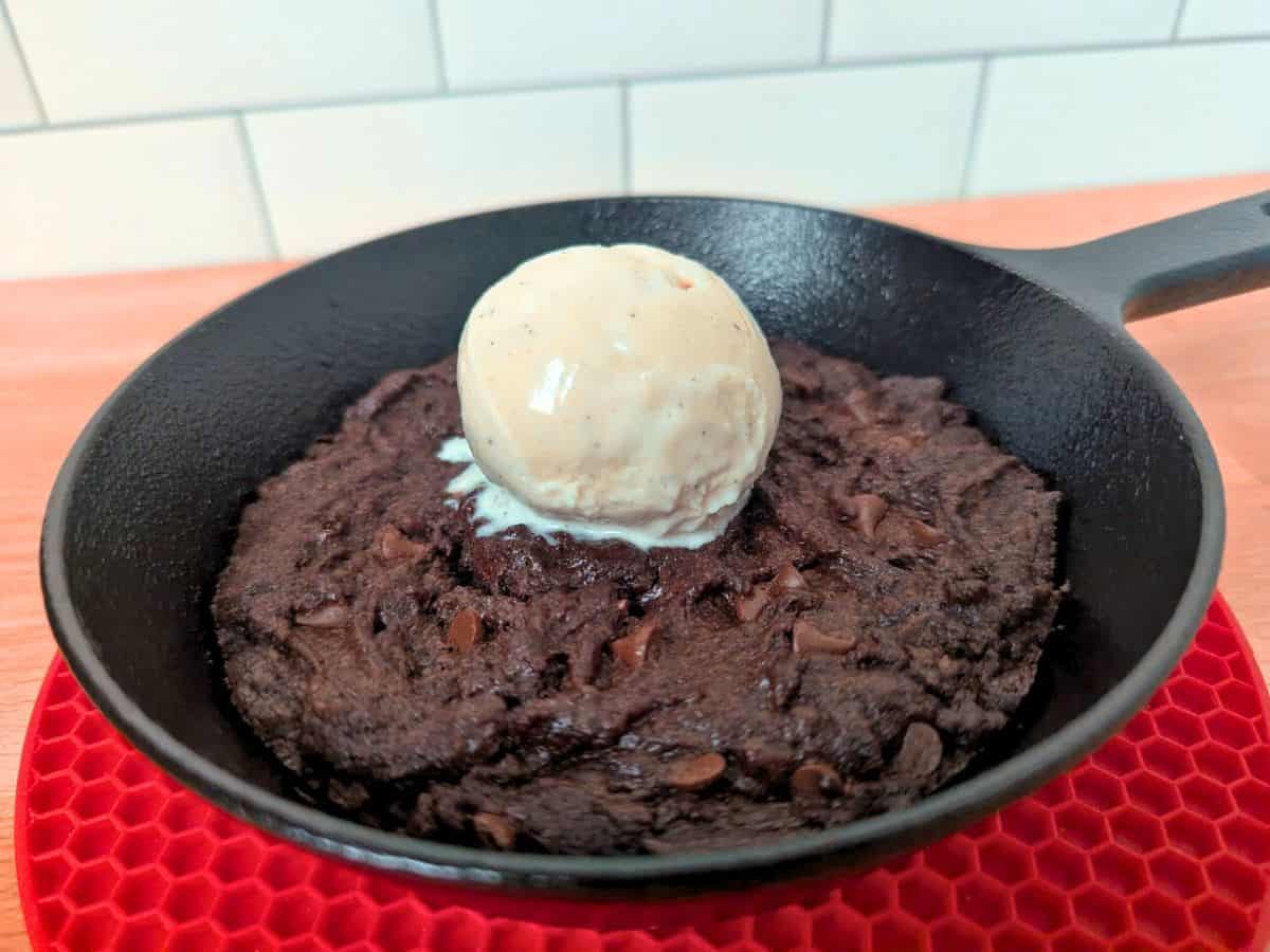 Espresso Brownie Skillet Cookie
